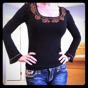 Black shirt. Beading around neck & sleeves. Soft!